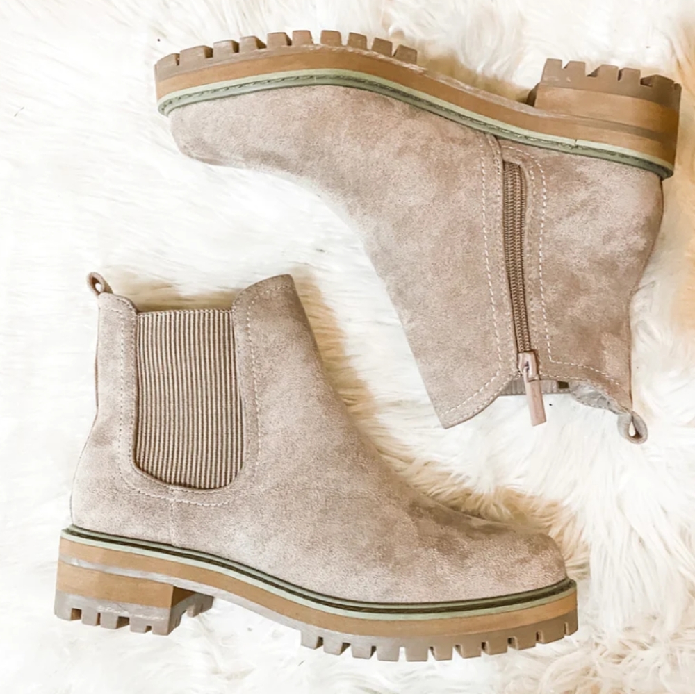 Unilady Grey/Tan suede Ankle Bootie Boots sz 8